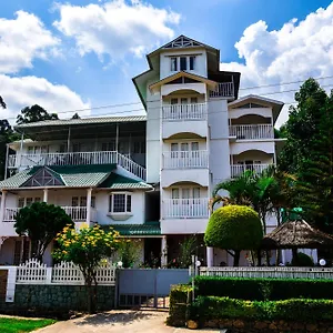 Lakezone Resort Munnar